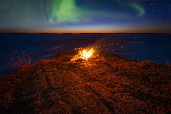 Sleep under the Northern Lights